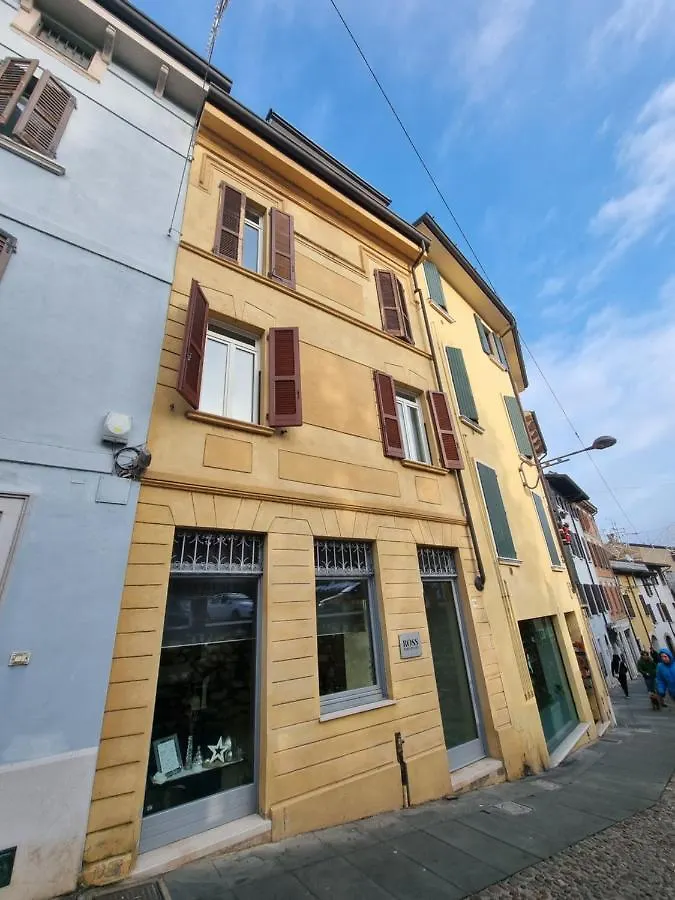 La Finestra Sul Castello Desenzano-By Goccia Di Lago Desenzano del Garda